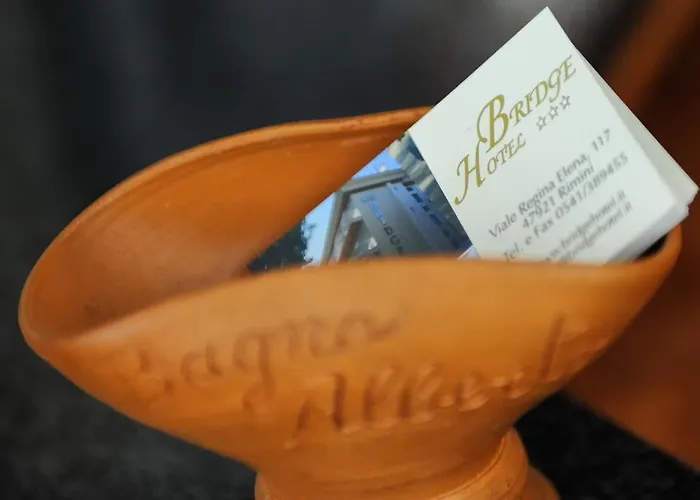 ホテル Bridge リミニ