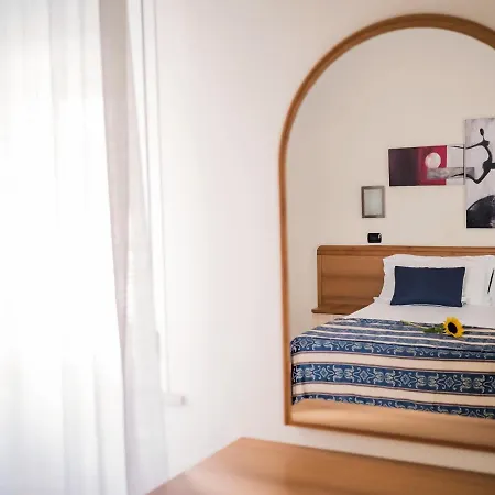 Bridge Hotel 3*
