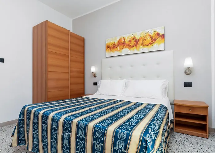 Bridge Hotel 3*