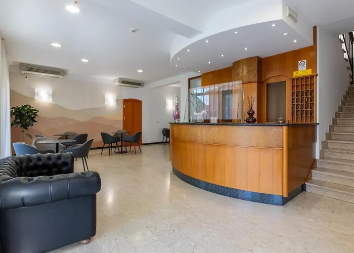 Bridge Hotel 3*