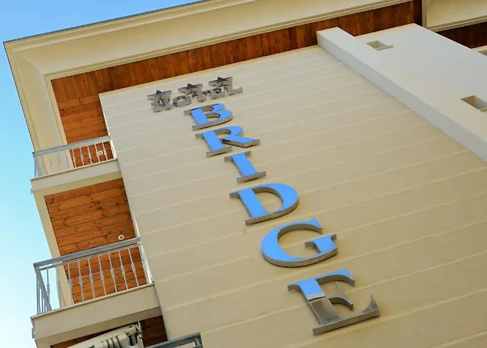 Bridge Otel
